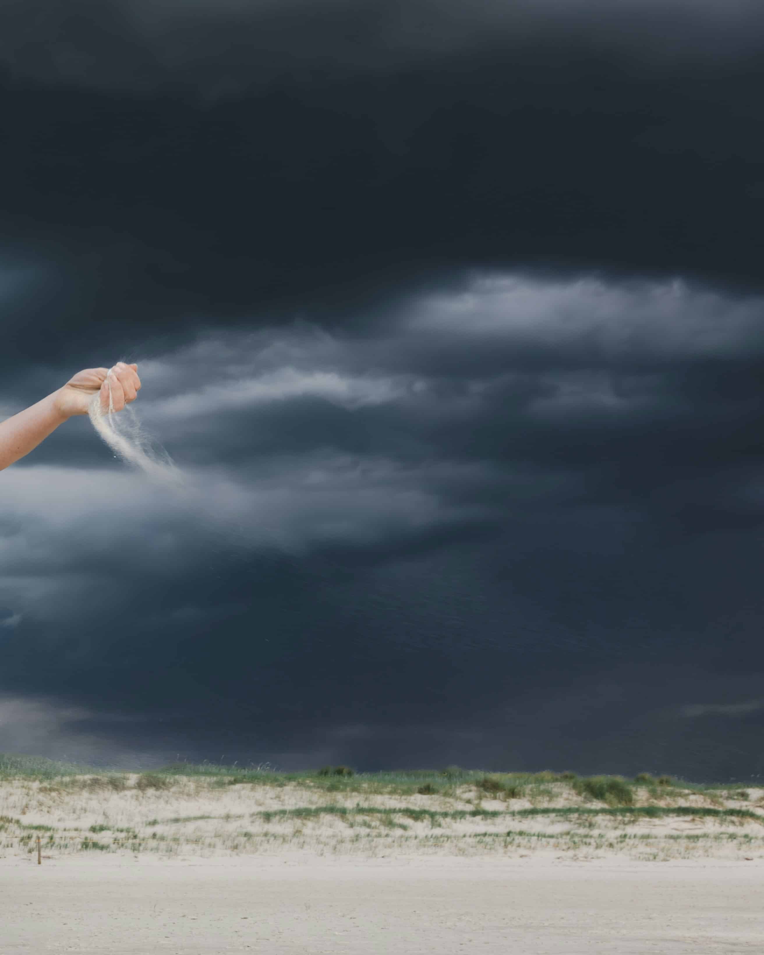 6 Ways to Let Go of Resentment stefanie-jockschat-Z_36UPzKFlc-unsplash