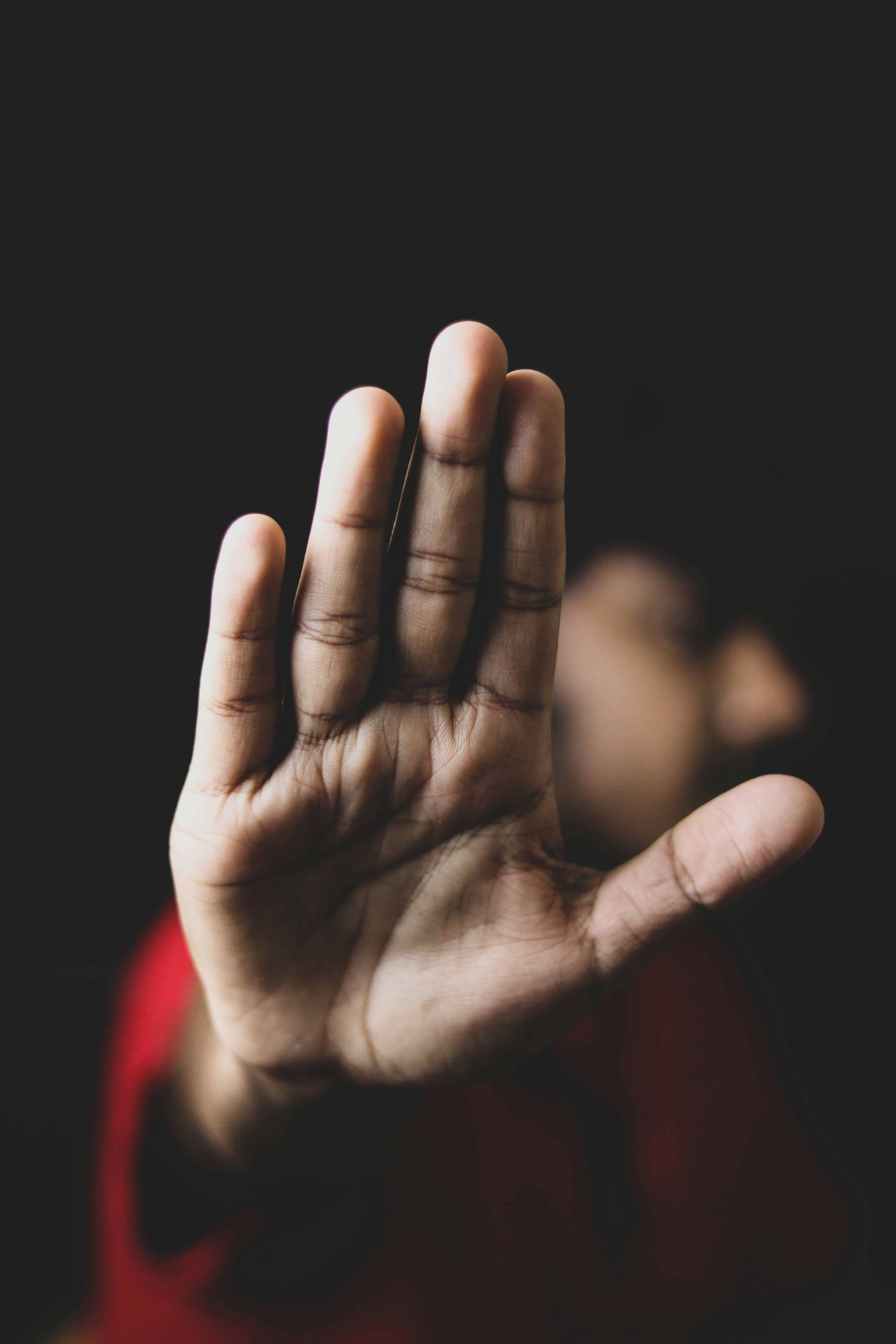 When Mothers Hate Their Daughters saif71-com-zPhc-E4qG9c-unsplash