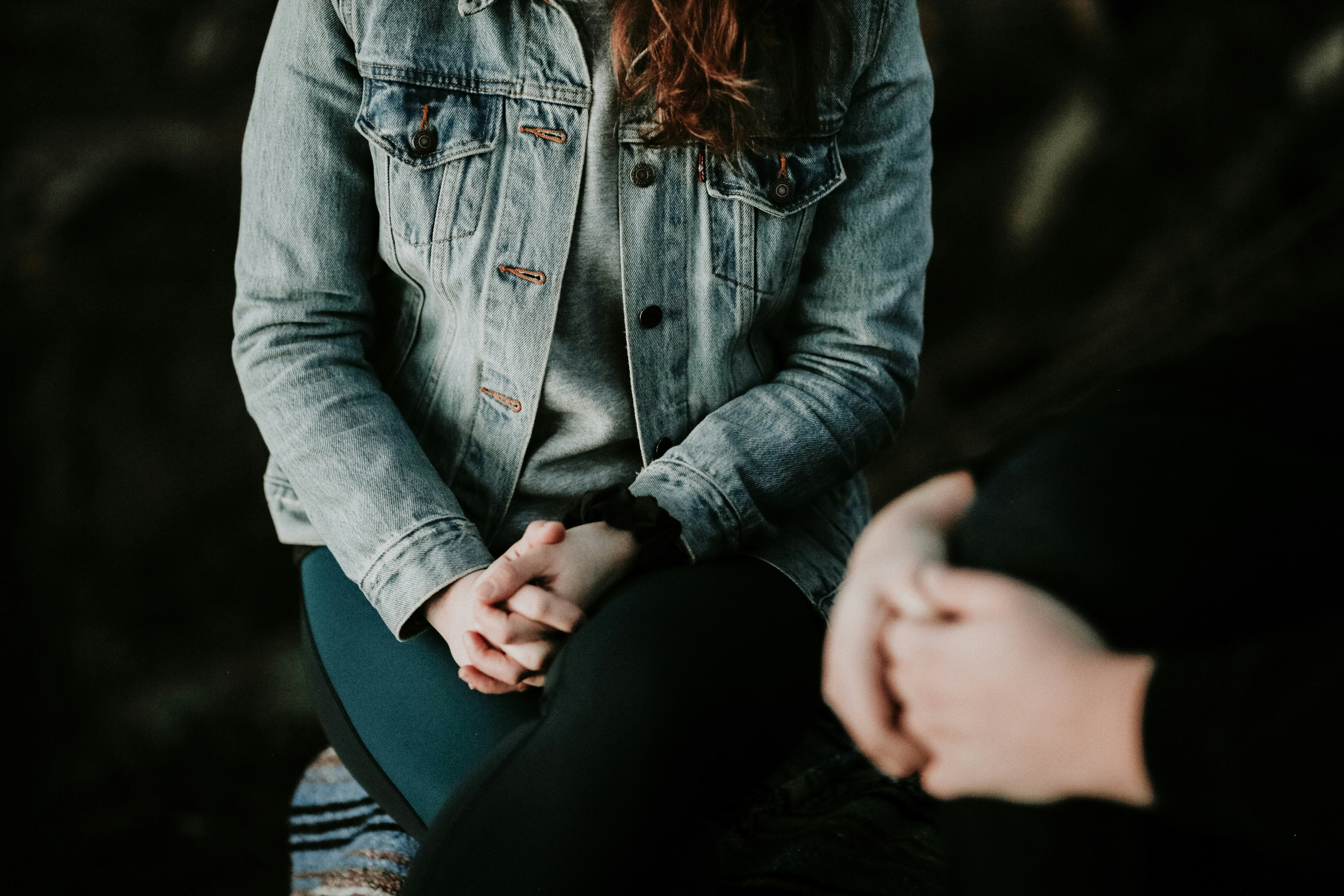 Therapy, Suggestion, and the False Memory Trap priscilla-du-preez-F9DFuJoS9EU-unsplash (1)