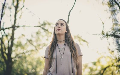 Who Do You Look Up To? The Importance of Role Models for Survivors of Child Abuse